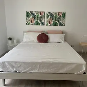 https://you-and-me-cagliari.in-sardinia.net