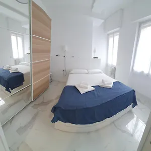 https://appartamenti-reali-bonaccini.it-lombardy.com