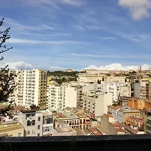 https://appartamento-panoramico-cagliari-centro.in-sardinia.net